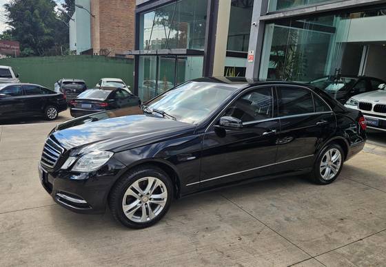 MERCEDES-BENZ E 250 1.8 CGI AVANTGARDE 16V GASOLINA 4P AUTOMÁTICO
